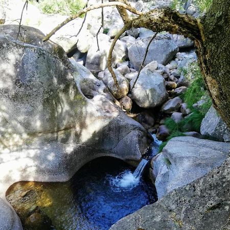 Casa Do Fundo Do Povo - Serra Da Estrela Cortes do Meio المظهر الخارجي الصورة