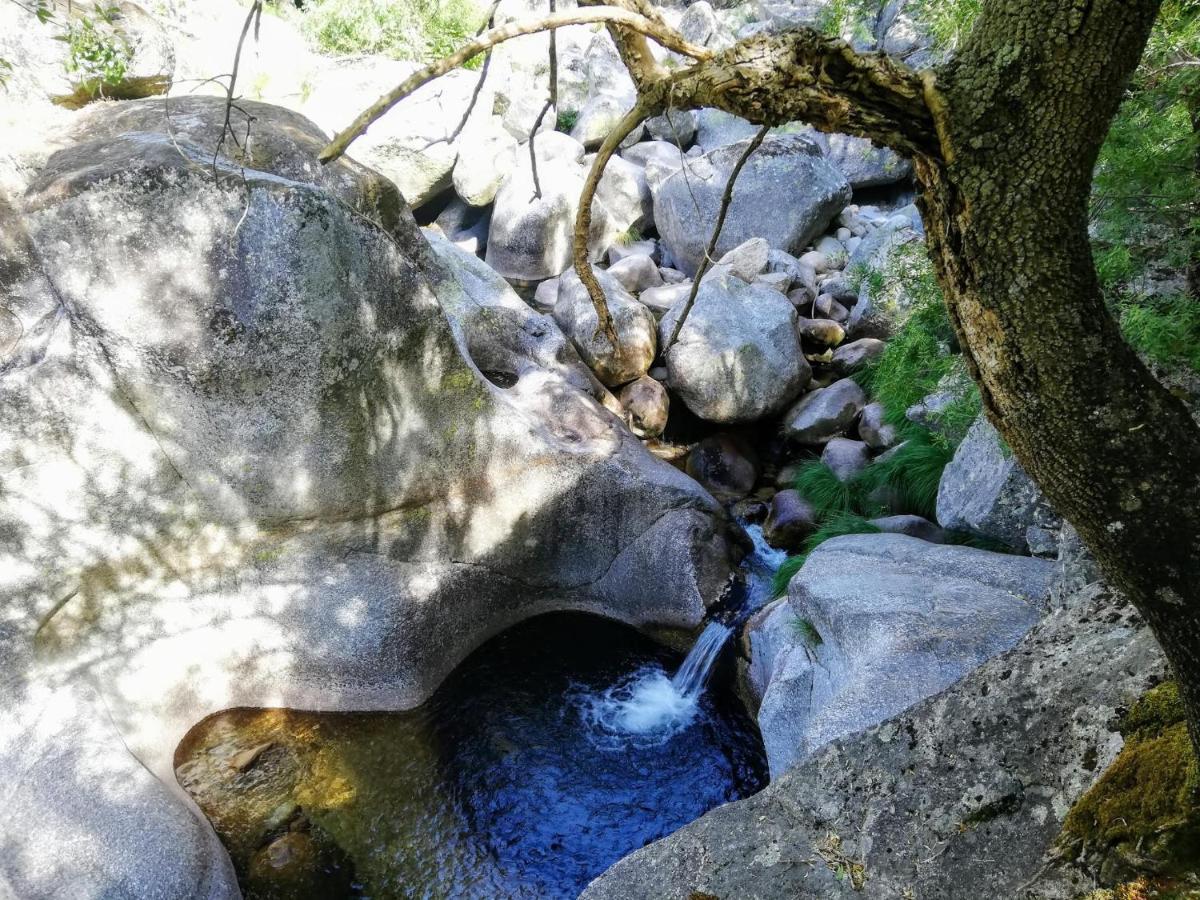 Casa Do Fundo Do Povo - Serra Da Estrela Cortes do Meio المظهر الخارجي الصورة