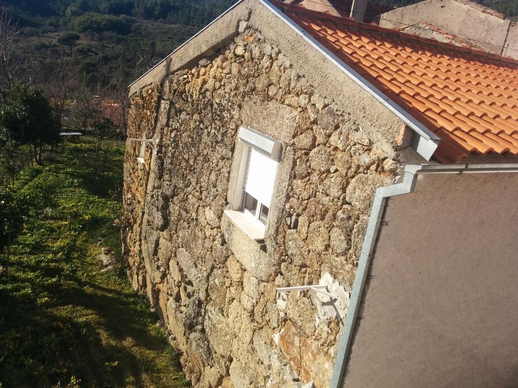 Casa Do Fundo Do Povo - Serra Da Estrela Cortes do Meio المظهر الخارجي الصورة